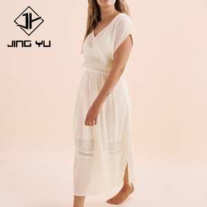 Robe maxi en rayonne fluide élégante et décontractée de style plage avec bordure en dentelle blanche, design d'usine, sur mesure - Product Image 4