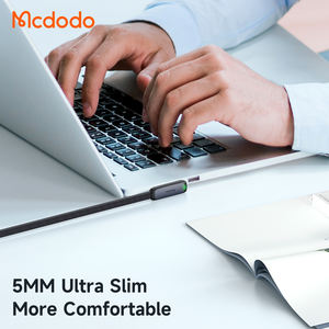 <span class=keywords><strong>สาย</strong></span><span class=keywords><strong>ชาร์จ</strong></span>และส่งข้อมูลแบบโค้งงอ 65W PD สำหรับคอมพิวเตอร์/หูฟัง ความยาว 1.2 เมตร ผลิตจากอะลูมิเนียมอัลลอยด์แบบถัก พร้อมไฟ LED 336 ดวง รองรับการชาร์จเร็ว <span class=keywords><strong>Type</strong></span>-<span class=keywords><strong>C</strong></span> to <span class=keywords><strong>Type</strong></span>-<span class=keywords><strong>C</strong></span> - Product Image 3