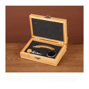 Ensemble cadeau d'accessoires à vin en bambou recyclable fait main personnalisé - Outils à vin en bambou pour les amateurs de vin - Product Image 3