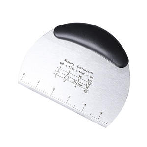 Vendita calda taglierina per pasta in acciaio inossidabile coltello per pasta da forno raschietto utensile da taglio per pasta da cucina coltello per <span class=keywords><strong>farina</strong></span> semicircolare - Product Image 3