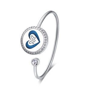 Hot Selling Children's Stainless Steel Silver Plated Heart <b>Locket</b> <b>Bracelet</b> for Anniversary - Product Image 1
