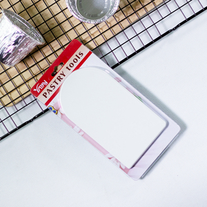 Dekorasyon aracı semic kenar plastik kek kazıyıcı kek buzlanma araçları kek fondan pürüzsüz - Product Image 1