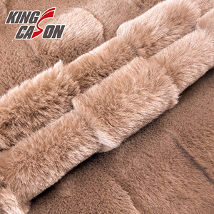 KINGCASON Fabrication directe 100% polyester 235cm 320gsm Marron Couleur unie Nouveau motif carré 3D Fourrure de <span class=keywords><strong>lapin</strong></span> pour literie turque - Product Image 2