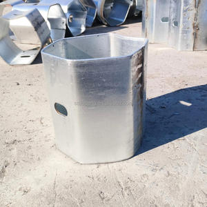 Blocs d'espacement hexagonaux en acier Q235 robustes et durables, composants de barrière anti-choc, <span class=keywords><strong>accessoires</strong></span> de garde-corps en W, support pour une protection élevée - Product Image 5
