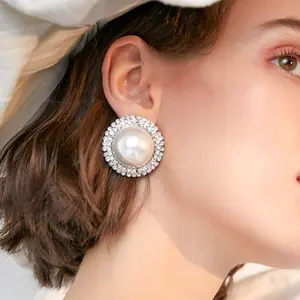 Kaimei fashion round 925 earrings female South Korea compact simple round circle stud small earrings pearl stud earrings