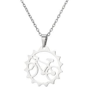 Collana con Ciondolo a Forma di Bicicletta in Acciaio Inox Placcato Oro, Accessorio Moda per Uso Quotidiano Femminile - Product Image 5