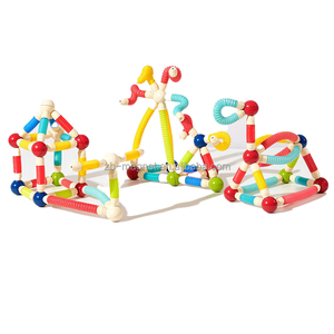 Set di Cubi Magnetici per Costruzioni, Blocchi Magnetici Magici per Bambini che Incoraggiano la Creatività e l'Immaginazione nel Loro Mondo - Product Image 2