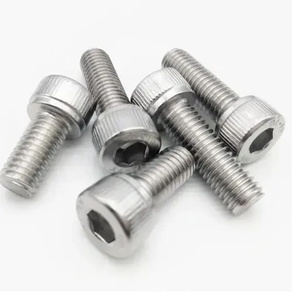 Boulons de fixation de précision en acier haute résistance pour l'industrie automobile – Fiabilité et durabilité pour applications lourdes sur châssis et moteurs - Product Image 4