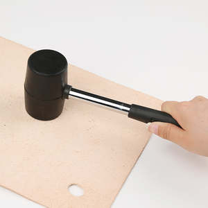 Vente en <span class=keywords><strong>gros</strong></span> de marteau à manche en fibre de verre en plastique à grande main noir de sécurité marteau en <span class=keywords><strong>caoutchouc</strong></span> pour carrelage marteau en <span class=keywords><strong>caoutchouc</strong></span> - Product Image 5