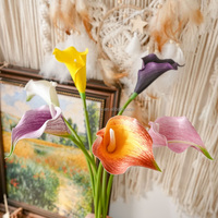 Groothandel Kunstmatige Calla Lelies voor Bloemdecoratie Evenementen, Real Touch PU Zachte Aanraking Lange Steel Calla Lelies voor Bruiloften en Feesten