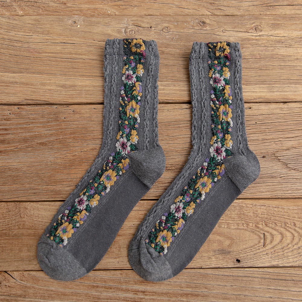 Design bonito Meias de flores femininas Meias por atacado a granel Retro Flores quebradas