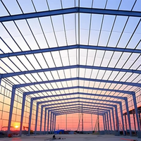 Structure en acier préfabriquée robuste Q355B pour la construction d'ateliers métalliques et de bâtiments industriels de grande envergure