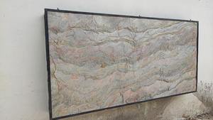 Paneles de Revestimiento de Pared de Piedra de Pizarra Dorada, Acabado Cálido y Brillante, Superficie Decorativa para Interiores y Exteriores, Hogares, Hoteles, Proyectos - Product Image 4