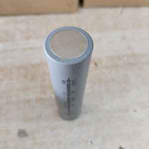 新奇思能源 LFMP 33140 3.6v 3.7v Lifepo4 15Ah 3.6V 3.7v 3C 锂电池芯 - Product Image 3