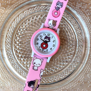 Reloj de cuarzo suave y bonito con estampado de gatito de dibujos animados para niña, novedad de reloj infantil de cuarzo no resistente al agua, novedad de 2017 - Product Image 2
