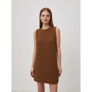 Vestido Mini de Algodón Tejido al por Mayor, Vestido Vintage sin Mangas con Diseño Calado - Product Image 3