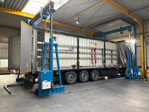 Grue à portique hydraulique télescopique 50-200 tonnes Télécommande sans fil Moteur haute efficacité Portée de 20 m - Product Image 3