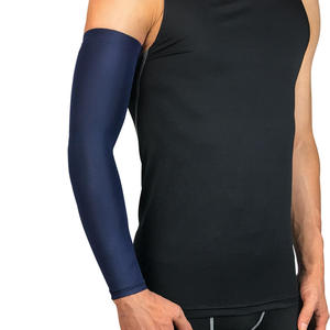 Manguitos de compresión deportivos transpirables de poliéster personalizados para ciclismo, protección para brazos, mangas de baloncesto con efecto frío - Product Image 2