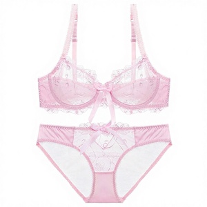 Nuevo Diseño de Lencería Transparente Roja para el Día de San Valentín, Transpirable, Ecológica, Delgada, con Estampado de Corazones, Altamente Sexy - Product Image 5