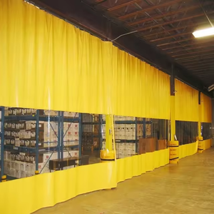 LIYUAN <span class=keywords><strong>Rideau</strong></span> de lavage de voiture insonorisé <span class=keywords><strong>Rideau</strong></span> transparent en PVC Panneau transparent Rideaux industriels en plastique <span class=keywords><strong>pour</strong></span> <span class=keywords><strong>terrasse</strong></span> - Product Image 1