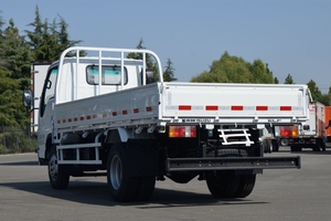 Camión de Carga Isuzu 4X2 Diésel de Cabina Simple, Tecnología Japonesa Duradera, para Distribución Urbana y Logística de Carga - Product Image 4
