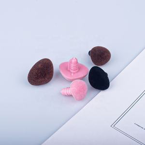 Nariz Triangular de Seguridad con Superficie Flocada en Negro <span class=keywords><strong>y</strong></span> Rosa <span class=keywords><strong>para</strong></span> Amigurumi, Peluches, Juguetes Suaves, Suministros de Manualidades de Plástico - Product Image 3