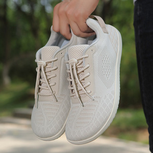 Chaussures minimalistes à bout large, style pieds nus, mi-montantes, antidérapantes, pour l'extérieur, pour hommes et femmes - Product Image 3