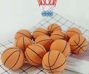 Mini Balón de Baloncesto de 6 cm, Pelota de Goma de Alto Rebote, Juguete Deportivo Elástico Pequeño para Niños, para Jugar en Interiores y Exteriores - Product Image 4