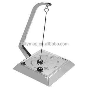 Pendolo Magnetico Colorato per Decisioni, Decorazione da Scrivania, Giocattolo Regalo in Vendita - Product Image 3