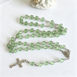 Collier de prière en perles de cristal de verre de 8 mm, plaqué argent, avec crucifix et médaille de la Vierge <span class=keywords><strong>Marie</strong></span> - Product Image 3