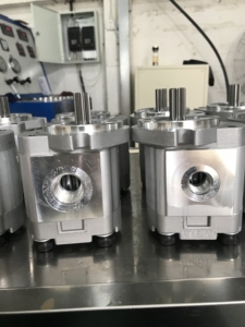 משאבת טייס משאבת ציוד 9217993 9218005 לתיקון ZX200-6 משאבה הידראולית חופר - Product Image 5