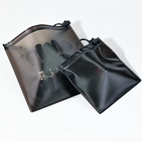 Sac zippé noir mat en plastique CPE, pochette opaque pour l'intimité, pochette de dissimulation pour articles personnels, emballage