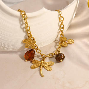 Collar con Colgante de Corazón y Flor de Libélula, Chapado en Oro de 18k, Acero de Titanio, Joyería para Fiesta, Estilo Encantador - Product Image 4