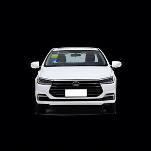 Versión de base eléctrica pura Byd Qin Plus 2025 bien hecha de vehículo eléctrico sedán compacto a la venta - Product Image 1
