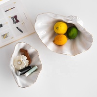 Modern wit gouden rand keramiek schaalvormig ornament bord creatief schaalvormig fruitbord vis dessert schaal bord