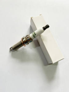 Bujía de Iridio y Platino N <span class=keywords><strong>G</strong></span> K, de un Solo Extremo, ILZKBR7B8DG 95770, Marcada para <span class=keywords><strong>BMW</strong></span> MINI - Product Image 2