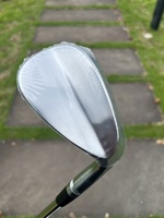 Offre Spéciale : Ensemble de fers de golf pour droitiers, en acier inoxydable forgé en Chine, avec poignée en fer, durable, étanche, portable, et housse de tête en caoutchouc