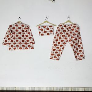 Conjunto de Pijama de Algodón Suave de Alta Calidad, Ropa de Dormir con Estampado Floral Hecho a Mano, Disponible a Precio de Mayoreo - Product Image 4