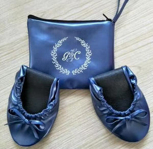 Gran promoción, regalos de fiesta de Navidad, zapatos personalizados azul marino para mujer, zapatos plegables con bolsa - Product Image 1