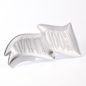 Cetak khusus dekorasi dinding luar ruangan seni iklan logam jalanan tanda timah emboss plak logam tanda timah - Product Image 4