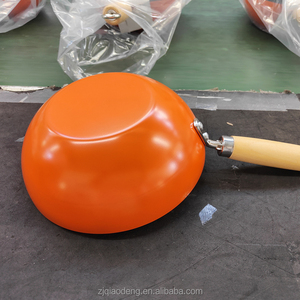 <span class=keywords><strong>En</strong></span> una pérdida, ollas chinas antiadherentes para cocinar, utensilios de cocina, <span class=keywords><strong>Wok</strong></span> antiadherente con mango de madera - Product Image 2