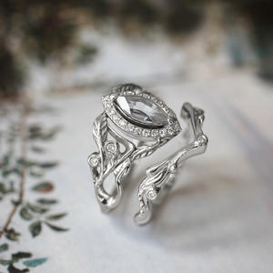 Anillo de circonita marquesa Xiyin de Yunnique, diseño de planta con pavé gris plateado, joyería de moda para fiestas - Product Image 4