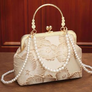 Nouvelle Pochette de Soirée Cheongsam Style National Chinois avec Chaîne à Clipser, en Polyester, Design Perles Dorées, Solennelle - Product Image 2