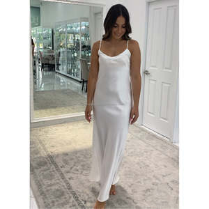 Comfortable bridal nighty dress In Various Designs - Alibaba.com