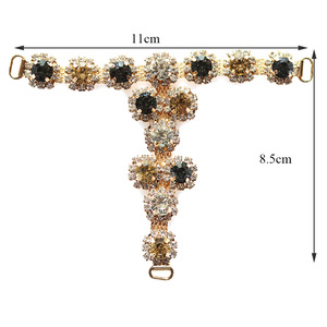 Gioielli perizoma da donna realizzati a mano con la migliore combinazione di strass cechi e pietre preziose in fibbia placcata oro per sandali - Product Image 6