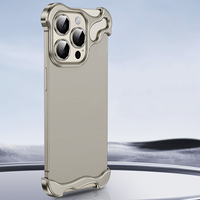 Coque de téléphone Coussinets d'angle en forme spéciale en métal sans cadre Couverture de téléphone portable Coin de caméra en métal Différentes couleurs pour IPhone