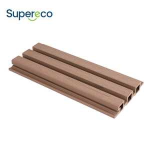 Panneaux muraux en bois à lattes WPC Panneau en PVC Madera Tasseau Bois Mural Panneau en PVC Panneau de baguette en bois à manger - Product Image 3