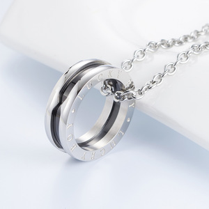 Anillos y colgantes de acero titanio de estilo urbano único, dignos de Instagram, moda de nicho, aspecto de alta gama, color inalterable. - Product Image 2