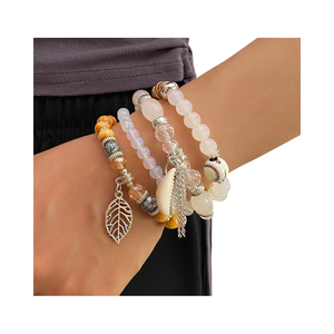 สร้อยข้อมือสไตล์โบฮีเมียนทำมือสุดหรู ชุบทอง โลหะผสมสังกะสี ประดับคริสตัลรูปหัวใจ ดีไซน์เรขาคณิต ประดับด้วยหิน สำหรับผู้หญิง แฟชั่นแบบเลเยอร์ - Product Image 3