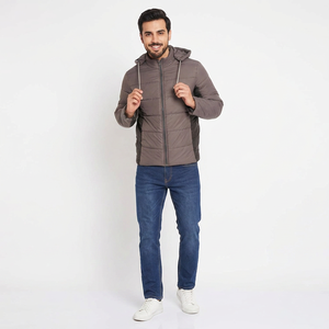 Blouson matelassé pour homme avec impression de logo personnalisée, devant en toile respirante, séchage rapide, haute qualité, prix abordable, couleur unique - Product Image 1